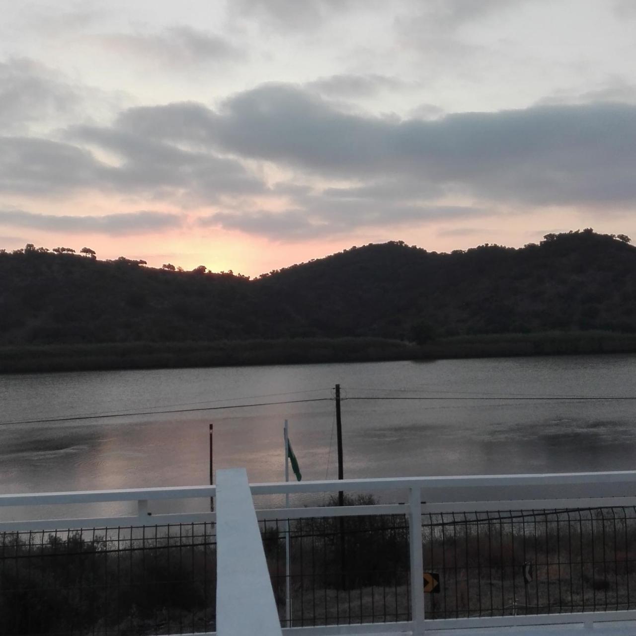Paisagem do Guadiana Turismo Rural Alcoutim Bagian luar foto